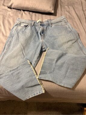 Light Blue Women’s Capri Jeans - Levi’s 515